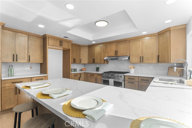 Detail Gallery Image 11 of 50 For 25496 Coral Wood, Lake Forest,  CA 92630 - 5 Beds | 3 Baths