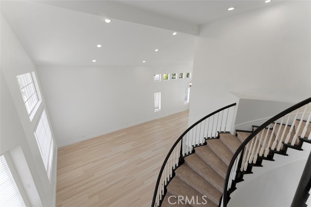 13381 Presidio Place, Tustin CA: https://media.crmls.org/medias/01824769-2bd0-4993-9541-2eff3e6c9b89.jpg