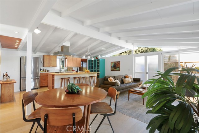 Detail Gallery Image 12 of 32 For 3012 Roxanne Ave, Long Beach,  CA 90808 - 3 Beds | 2 Baths