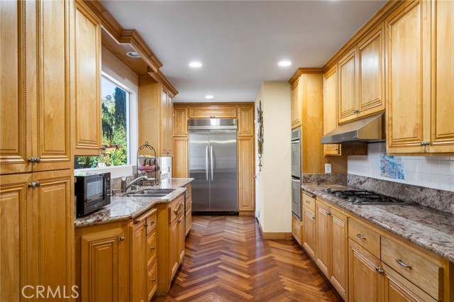 Detail Gallery Image 13 of 72 For 3943 Exultant Dr, Rancho Palos Verdes,  CA 90275 - 4 Beds | 5 Baths