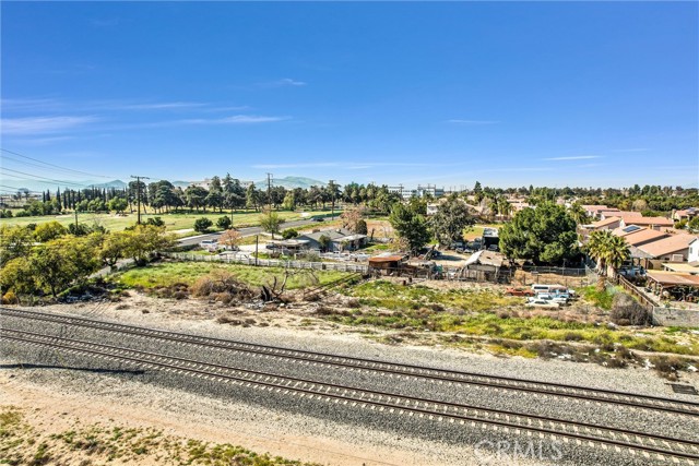 Detail Gallery Image 17 of 39 For 1165 W Olive St, Colton,  CA 92324 - 3 Beds | 2/1 Baths