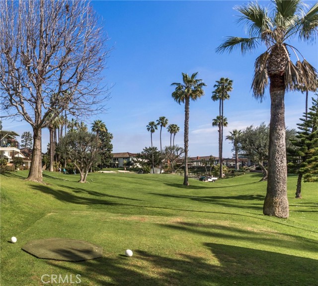 Detail Gallery Image 4 of 38 For 22679 Nadine Cir #B,  Torrance,  CA 90505 - 2 Beds | 1/1 Baths