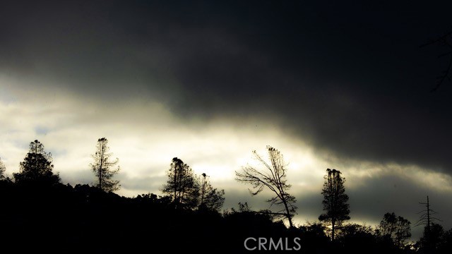 https://media.crmls.org/medias/01861588-869d-42ff-b6c0-f47083e5d8b4.jpg?preset=X-Large