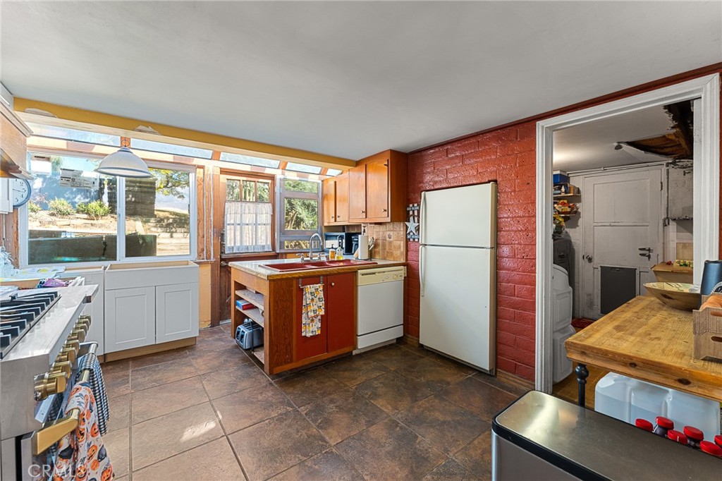 MLS #IG25247318 image #14