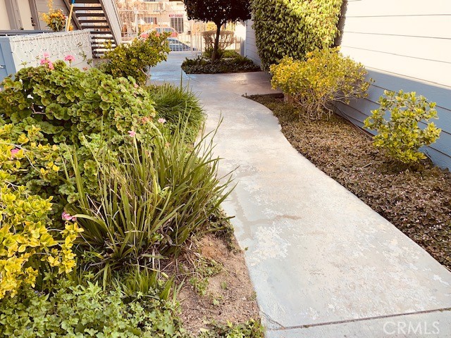 Detail Gallery Image 18 of 27 For 20930 Parthenia St #216,  Canoga Park,  CA 91304 - 1 Beds | 1 Baths