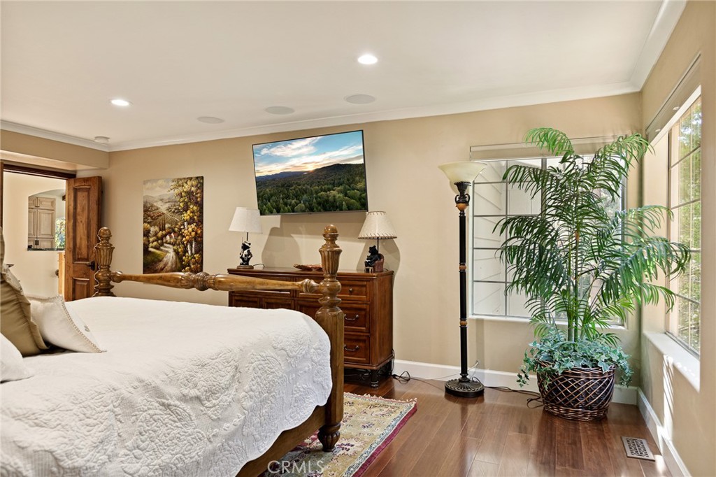 MLS #IG25269895 image #16