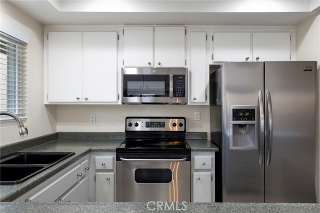 Detail Gallery Image 14 of 27 For 248 Oakleaf, Thousand Oaks,  CA 91360 - 1 Beds | 1 Baths