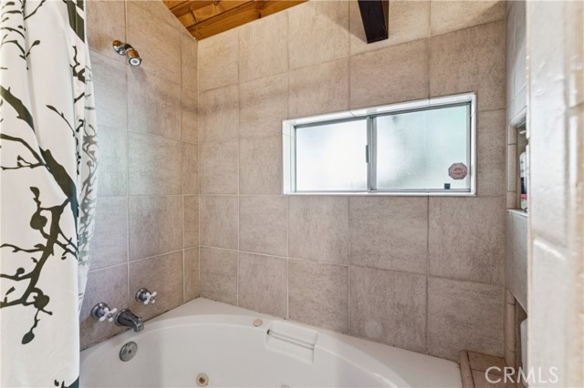 28565 Shenandoah Drive, Lake Arrowhead, CA 92352