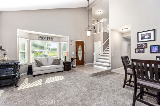 Detail Gallery Image 12 of 54 For 29172 Longhorn Dr, Canyon Lake,  CA 92587 - 4 Beds | 3 Baths