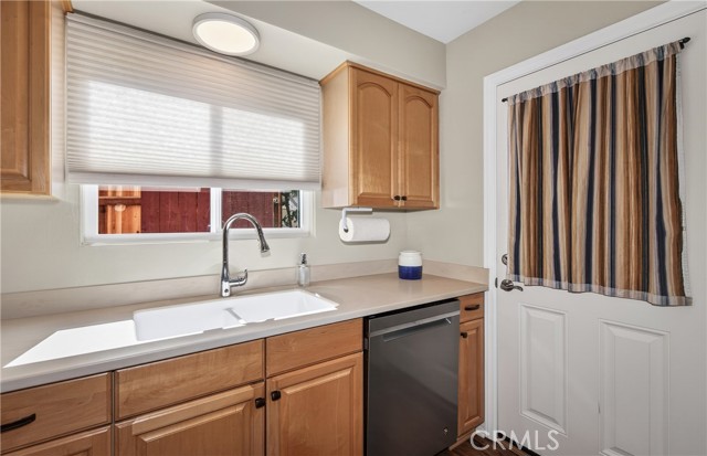 Detail Gallery Image 9 of 19 For 48 N Center St, Redlands,  CA 92373 - 2 Beds | 1 Baths