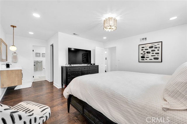 Detail Gallery Image 16 of 32 For 109 Triangle St, Thousand Oaks,  CA 91360 - 3 Beds | 2/1 Baths