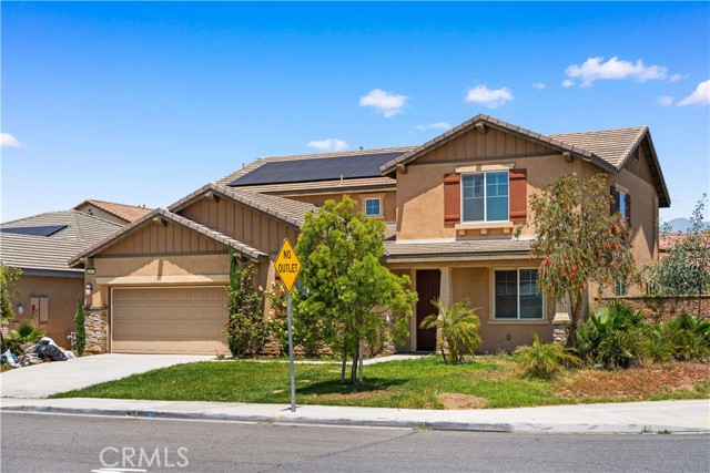 Detail Gallery Image 3 of 38 For 11877 Crossbill Way, Jurupa Valley,  CA 91752 - 5 Beds | 3 Baths