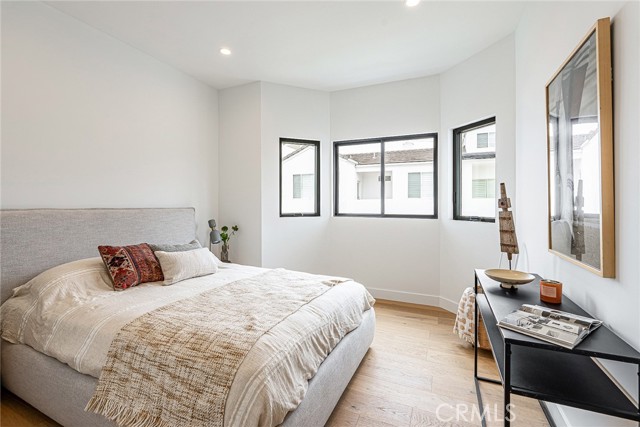 223 Orchid Avenue, Corona del Mar CA: https://media.crmls.org/medias/018b0332-2afc-4bf0-acd5-59df4a209165.jpg