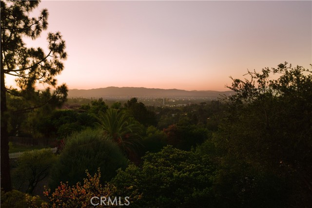 4 Bed Home for Sale in Encino, California