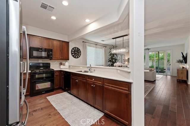 5307 Paseo Callado, Hemet CA: https://media.crmls.org/medias/018bb6d0-7479-4201-a1c0-7c260d32a911.jpg