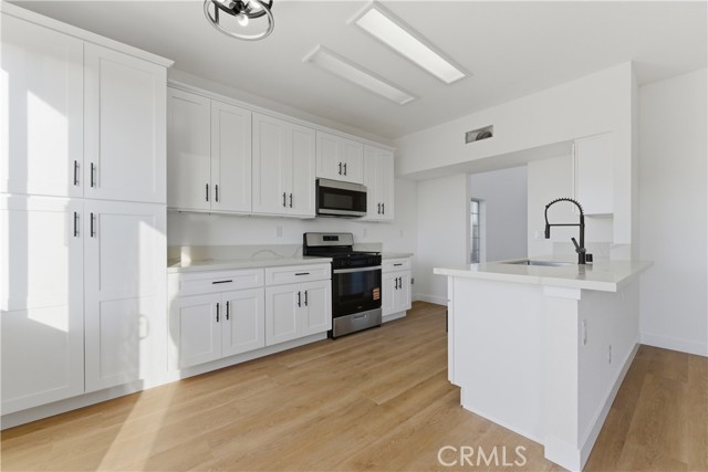 Detail Gallery Image 22 of 60 For 3454 Garnet, Rosamond,  CA 93560 - 5 Beds | 3 Baths