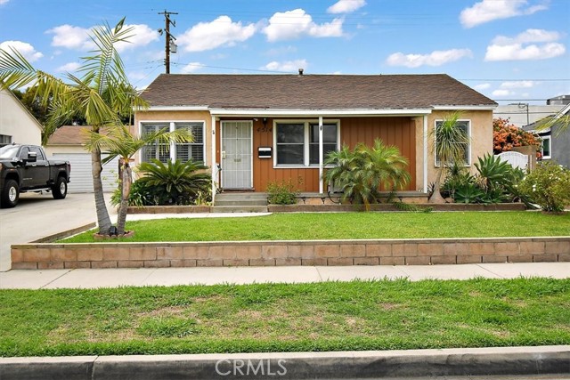 Image 2 for 4514 Camerino St, Lakewood, CA 90712