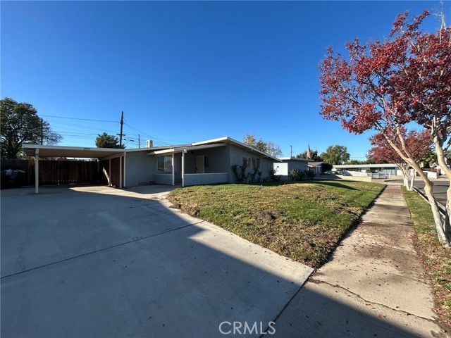 Detail Gallery Image 3 of 24 For 948 Barbra Ln, Redlands,  CA 92374 - 3 Beds | 2 Baths