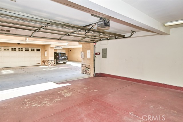 717 Arcadia Avenue, Arcadia CA: https://media.crmls.org/medias/018e5bbe-300d-4362-9d29-a963eabc93e2.jpg
