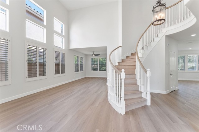 23 Belfort, Newport Coast CA: https://media.crmls.org/medias/018f2349-32c5-4584-aa88-8972df91432f.jpg