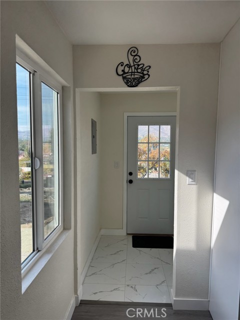 3475 Skylane, Jurupa Valley CA: https://media.crmls.org/medias/018f5a8a-6baa-4a47-94cd-69011c821ace.jpg