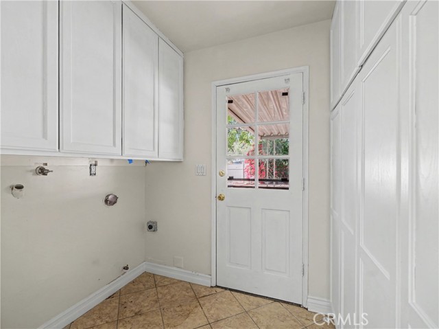 Detail Gallery Image 45 of 62 For 6151 Neddy, Woodland Hills,  CA 91367 - 3 Beds | 2 Baths