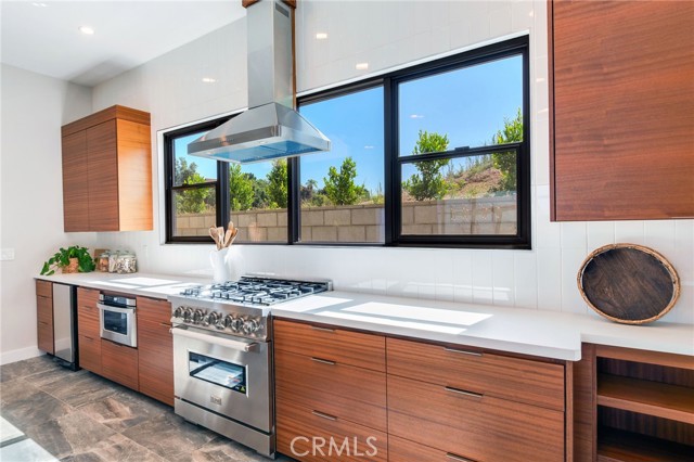 Detail Gallery Image 9 of 71 For 1922 Edgefair Ln, Redlands,  CA 92373 - 3 Beds | 3/1 Baths