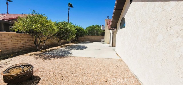 Detail Gallery Image 3 of 10 For 9761 Brookline Ave, Desert Hot Springs,  CA 92240 - 3 Beds | 2 Baths