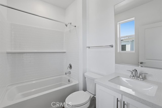 Detail Gallery Image 21 of 47 For 27323 Seven Oaks Ln, Valencia,  CA 91381 - 3 Beds | 3/1 Baths