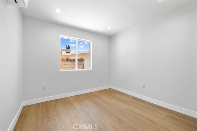 Detail Gallery Image 33 of 38 For 22306 Marlin Pl, Canoga Park,  CA 91303 - 4 Beds | 3 Baths