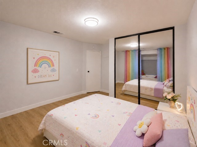 https://media.crmls.org/medias/01945ef3-09cc-4628-ae49-1525952547e9.jpg?preset=X-Large