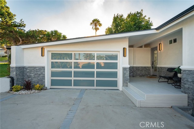 1334 Gertruda Avenue, Redondo Beach, California 90277, 4 Bedrooms Bedrooms, ,Residential,Sold,Gertruda,SB23153301