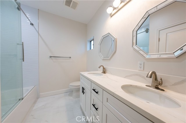 Detail Gallery Image 22 of 28 For 67 S Craig Ave #4,  Pasadena,  CA 91107 - 4 Beds | 3/1 Baths