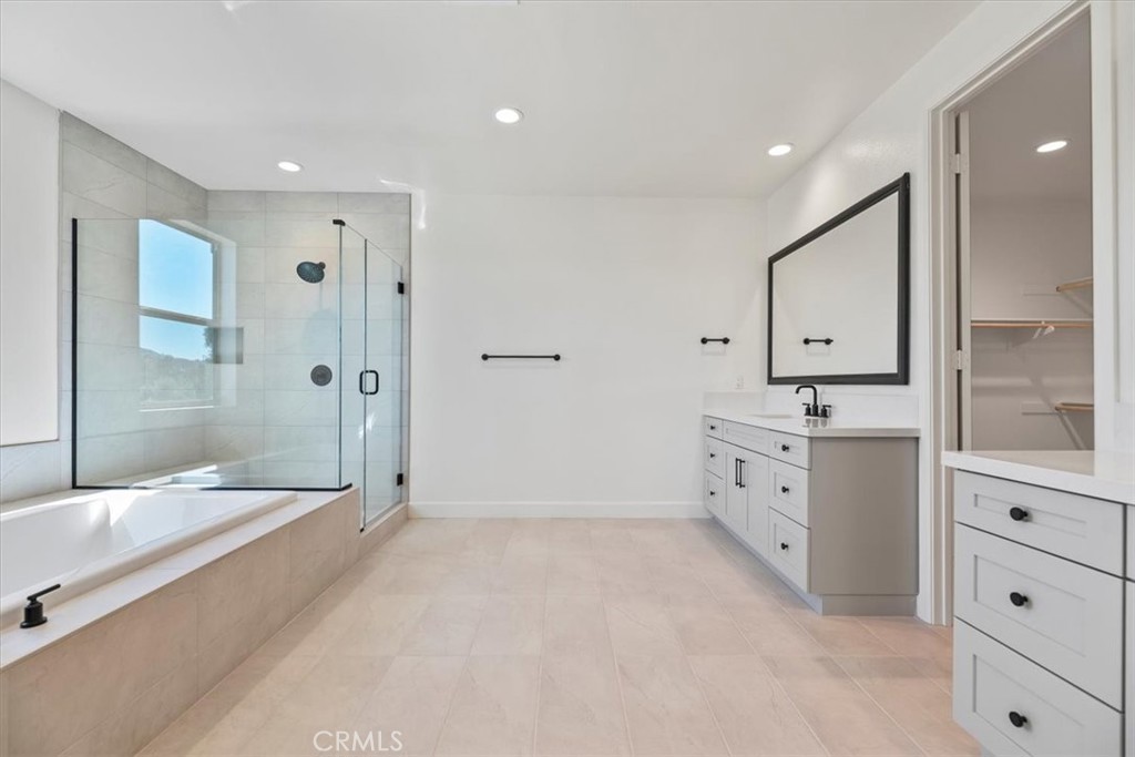 MLS #OC25227049 image #12