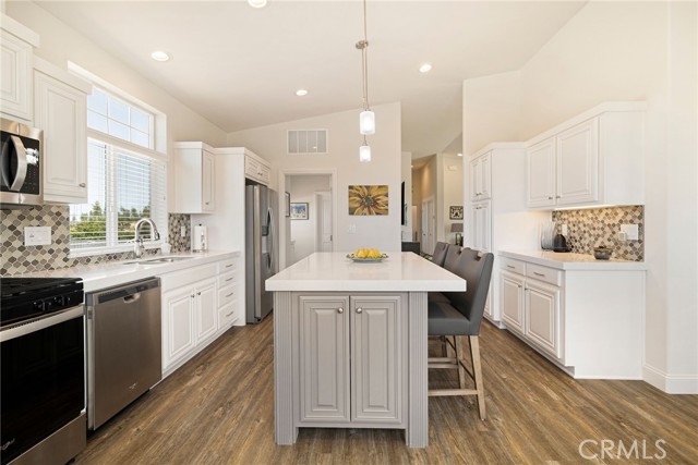 Detail Gallery Image 13 of 46 For 635 Boquest Bld, Paradise,  CA 95969 - 3 Beds | 2 Baths