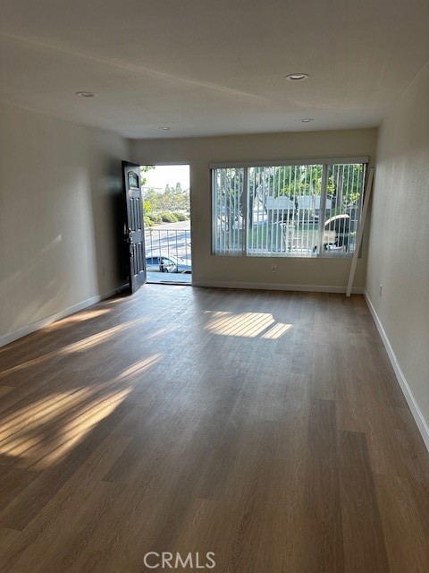10175 El Corazon Avenue, Fountain Valley CA: https://media.crmls.org/medias/0197d00e-9694-46c6-a0bf-c505ce587789.jpg