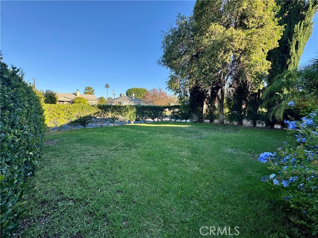 Detail Gallery Image 19 of 29 For 5821 Columbus Ave, Van Nuys,  CA 91411 - 4 Beds | 2 Baths