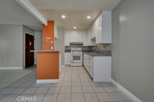 Detail Gallery Image 14 of 47 For 1101 W Macarthur Bld #235,  Santa Ana,  CA 92707 - 2 Beds | 1 Baths