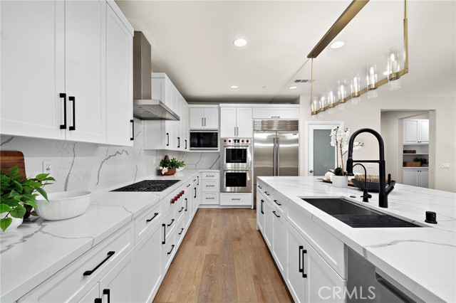 Detail Gallery Image 16 of 60 For 106 Fieldwood, Irvine,  CA 92618 - 5 Beds | 5/1 Baths