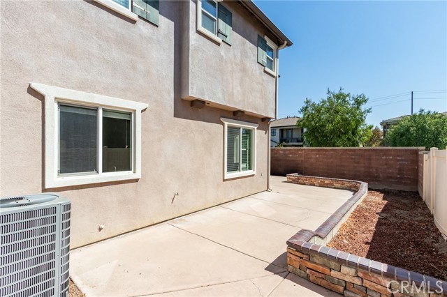 Detail Gallery Image 51 of 74 For 7679 Daphne, Chino,  CA 91708 - 3 Beds | 2/1 Baths