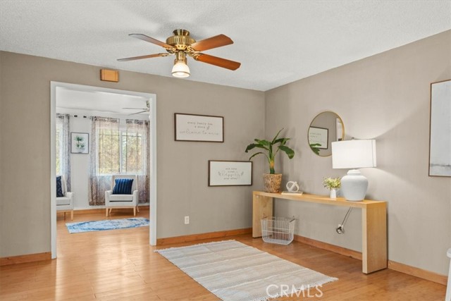 Detail Gallery Image 2 of 42 For 4829 Chico St, Shasta Lake,  CA 96019 - 3 Beds | 1 Baths