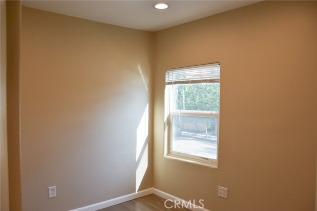 Detail Gallery Image 12 of 25 For 1307 W Palmyra Ave #C,  Orange,  CA 92868 - 3 Beds | 2 Baths