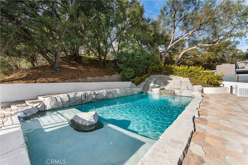 2911 E Chevy Chase DriveGlendale img 33