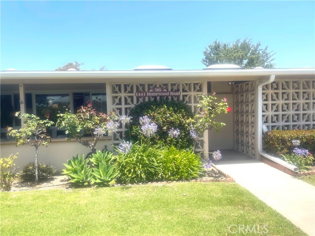 1441 Homewood Road, Seal Beach CA: https://media.crmls.org/medias/019b3cc9-b10f-4b33-b9e9-22e034ae29d4.jpg