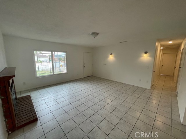 25141 Silent Creek Road, Moreno Valley CA: https://media.crmls.org/medias/019c419c-3283-45a2-87af-3bb08843da66.jpg