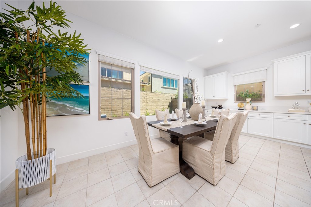 MLS #OC25171450 img 14