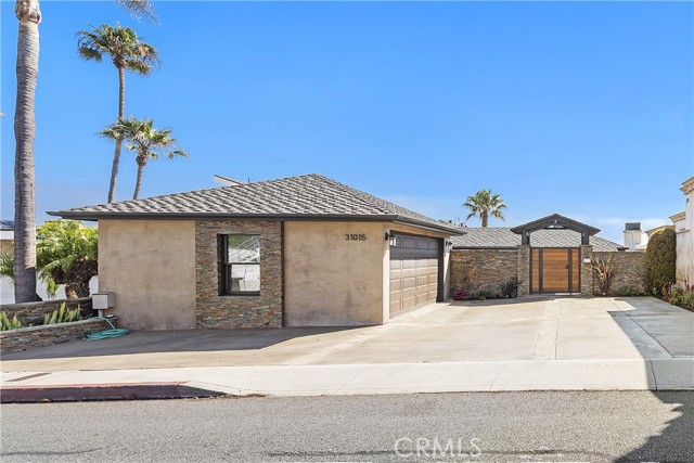 Detail Gallery Image 51 of 64 For 31015 Coast, Laguna Beach,  CA 92651 - 4 Beds | 4 Baths