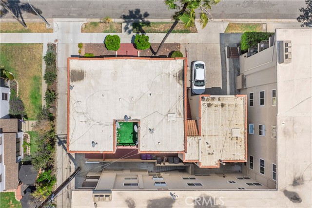 207 Mira Mar Avenue, Long Beach CA: https://media.crmls.org/medias/019dc2df-481c-425c-948a-8e9f65f89c94.jpg