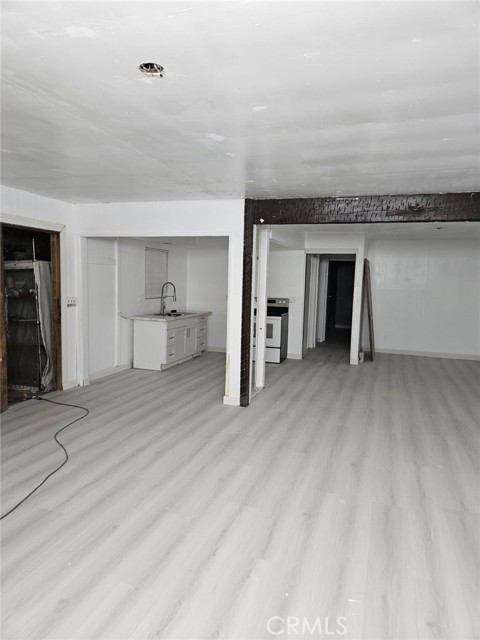 Detail Gallery Image 6 of 18 For 45757 Paddington Rd, Lucerne Valley,  CA 92356 - 2 Beds | 1 Baths