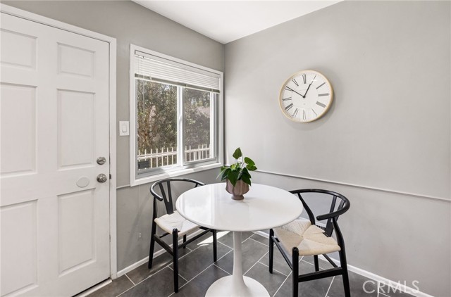 939 North Glendale Avenue, 1 photo 9